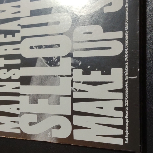 Machine Gun Kelly Mainstream Sellout Vinyl LP - Picture 7 of 9